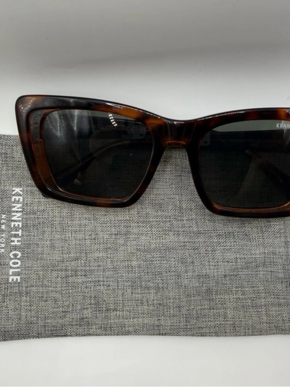 Kenneth Cole Tortoise Cat Eye Sunglasses KC00027 New